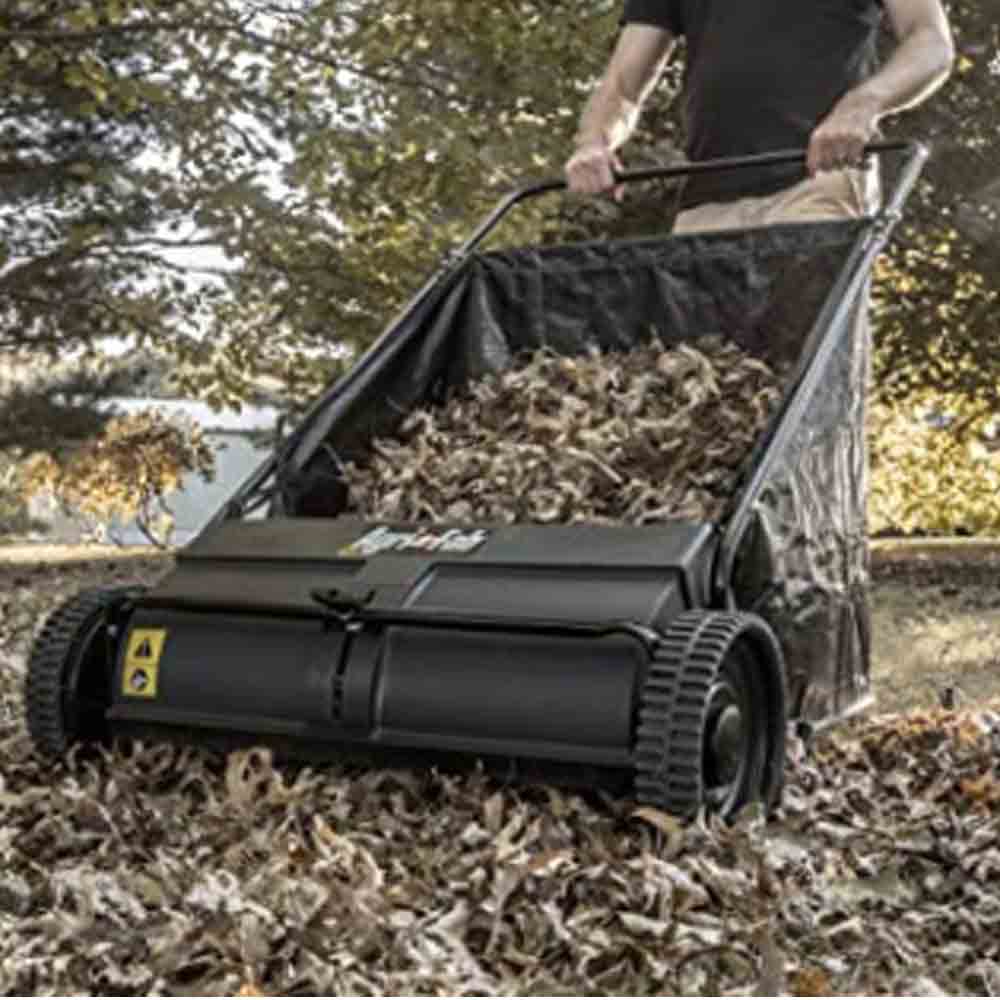 Push Lawn Sweeper: image 1