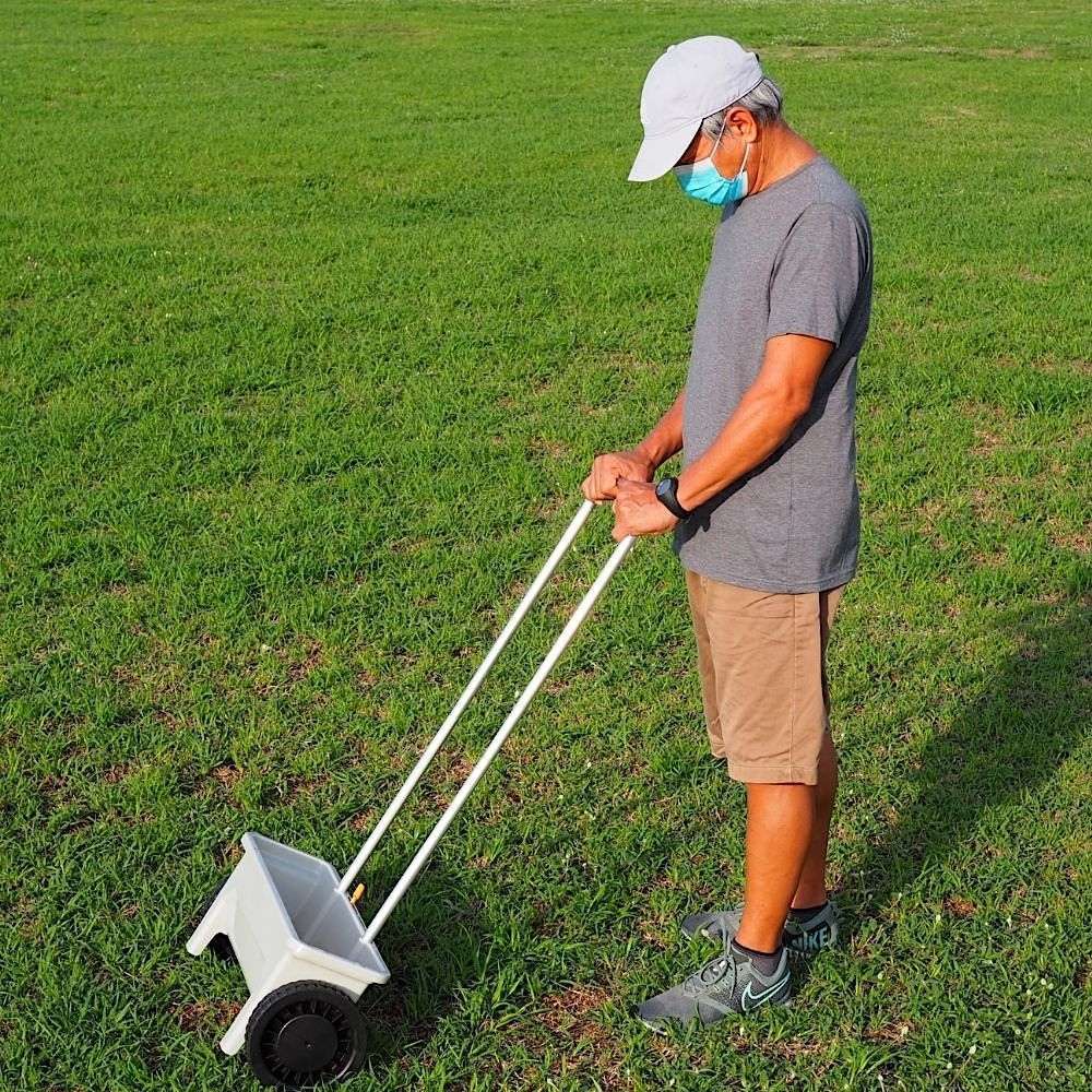 Seed Spreader: image 3