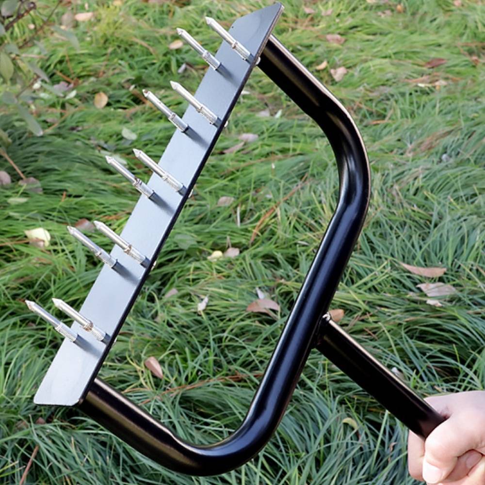 Manual Lawn Spike Aerator: image 6